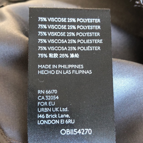 🌺HOST PICK🌺 NWT Anthropologie silky cargo style pants - Picture 14 of 15